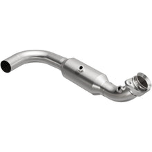 Load image into Gallery viewer, Magnaflow 07-08 Ford Expedition 5.4L Direct Fit Converter
