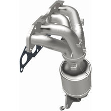 Load image into Gallery viewer, MagnaFlow Conv DF 08-13 Nissan Rogue 2.5L CA
