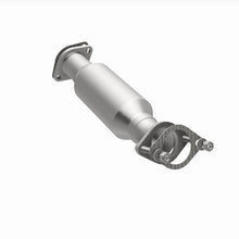 Load image into Gallery viewer, Magnaflow 07-09 Hyundai Santa Fe 3.3L Direct Fit Converter
