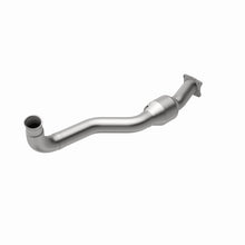 Load image into Gallery viewer, MagnaFlow Conv. DF 01-05 GM Silv/Sierra 6.6L
