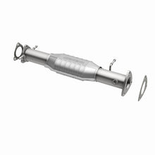 Load image into Gallery viewer, MagnaFlow Conv DF 96-97 GM S10 Pickup 4.3L
