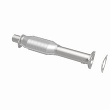 Load image into Gallery viewer, MagnaFlow Conv DF 95-98 GM S10 Pickup 4.3L
