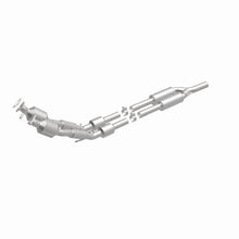 Load image into Gallery viewer, Magnaflow 12-13 Volkswagen Passat 3.6L Direct Fit Converter
