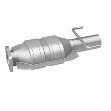 Load image into Gallery viewer, MagnaFlow Conv DF 95-02 Continental 4.6L rear
