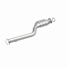 Load image into Gallery viewer, MagnaFlow Conv DF 92-97 GS300/SC300 3.0 Rear
