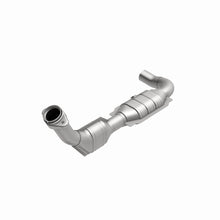 Load image into Gallery viewer, MagnaFlow Conv DF 99 F150 4.6L V8 D/S 2WD
