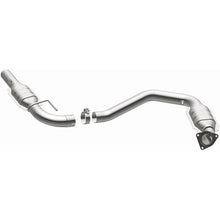 Load image into Gallery viewer, Magnaflow 2006 Chevrolet Express 2500 4.8L Direct Fit Converter
