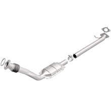 Load image into Gallery viewer, MagnaFlow Conv DF 02-03 GM Van 3.4L FWD
