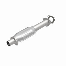 Load image into Gallery viewer, MagnaFlow Conv DF 95-98 GM S10 Pickup 4.3L
