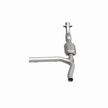 Load image into Gallery viewer, MagnaFlow Conv DF 01-04 Ford F-150 4.2L 2wd
