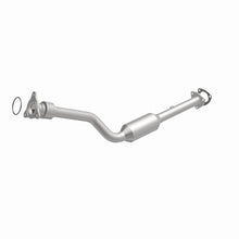 Load image into Gallery viewer, MagnaFlow Conv DF 01-04 Saturn L 2.2L
