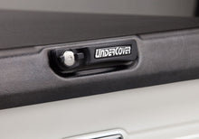 Load image into Gallery viewer, UnderCover 22-24 Toyota Tundra 5.5ft Elite Bed Cover Undercover
