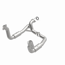 Load image into Gallery viewer, Magnaflow 11-17 Ford F-250 Super Duty 6.2L Direct Fit Converter
