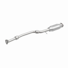 Load image into Gallery viewer, MagnaFlow Conv DF 99-02 Lanos 1.6 Rear
