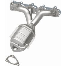 Load image into Gallery viewer, MagnaFlow 08-10 Pontiac G6 2.4L Underbody Direct Fit CARB Compliant Manifold Catalytic Converter
