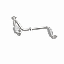 Load image into Gallery viewer, MagnaFlow Conv DF 00-01Tahoe/Yukon V8 5.7L
