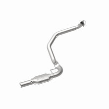 Load image into Gallery viewer, MagnaFlow Conv DF 03-09 GM 2500/3500 Driver Side
