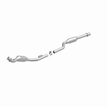 Load image into Gallery viewer, MagnaFlow Conv DF 98-02 Mercedes E320 3.2L
