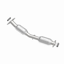 Load image into Gallery viewer, Magnaflow Conv DF 07-12 Nissan Versa 1.8L
