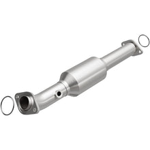 Load image into Gallery viewer, Magnaflow 05-15 Toyota Tacoma 4.0L Direct Fit Converter
