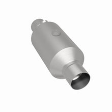 Load image into Gallery viewer, Magnaflow 2.25 w/dual O2 5in. Spun Universal Converter
