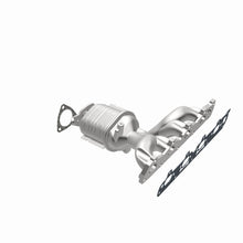Load image into Gallery viewer, MagnaFlow 08-10 Pontiac G6 2.4L Underbody Direct Fit CARB Compliant Manifold Catalytic Converter

