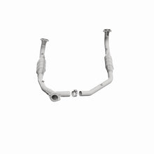 Load image into Gallery viewer, MagnaFlow Conv DF 97 Land Rover Defender 90 4.0L Y-Pipe Assy / 96-99 Discovery 4.0L Y-Pipe Assy
