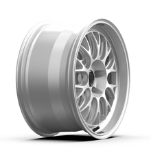 Load image into Gallery viewer, fifteen52 Wheels - Cast fifteen52 Holeshot RSR 18x9.5 5x120 22mm ET 72.56mm Center Bore Radiant Silver
