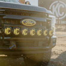 Load image into Gallery viewer, KC HiLiTES KCL91346 KC HiLiTES 2017+ Ford Super Duty Gravity LED Pro6 7-Light Bar Kit - Front Bumper

