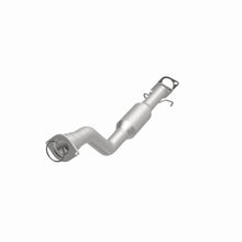 Load image into Gallery viewer, Magnaflow Catalytic Converter Direct Fit Magnaflow 04-05 Chevrolet Impala 3.8L Direct Fit Converter
