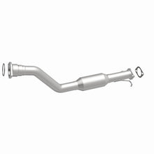 Load image into Gallery viewer, Magnaflow Catalytic Converter Direct Fit Magnaflow 04-05 Chevrolet Impala 3.8L Direct Fit Converter
