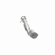 Load image into Gallery viewer, Magnaflow Catalytic Converter Direct Fit Magnaflow 04-05 Chevrolet Impala 3.8L Direct Fit Converter
