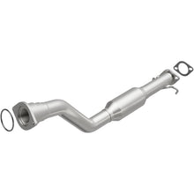 Load image into Gallery viewer, Magnaflow Catalytic Converter Direct Fit Magnaflow 04-05 Chevrolet Impala 3.8L Direct Fit Converter
