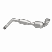 Load image into Gallery viewer, Magnaflow Catalytic Converter Direct Fit Magnaflow 04-05 Ford F-150 5.4L Direct Fit Converter
