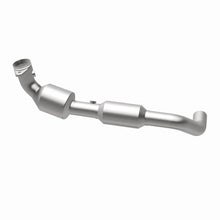 Load image into Gallery viewer, Magnaflow Catalytic Converter Direct Fit Magnaflow 04-05 Ford F-150 5.4L Direct Fit Converter
