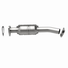 Load image into Gallery viewer, Magnaflow Catalytic Converter Direct Fit Magnaflow 04-05 Suzuki Forenza 2.0L Direct Fit Converter
