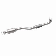 Load image into Gallery viewer, Magnaflow Catalytic Converter Direct Fit Magnaflow 04-06 Hyundai Elantra 2.0L Direct Fit Converter
