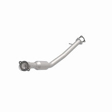 Load image into Gallery viewer, Magnaflow Catalytic Converter Direct Fit Magnaflow 05-06 Chevrolet Equinox 3.4L Direct Fit Converter
