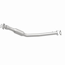 Load image into Gallery viewer, Magnaflow Catalytic Converter Direct Fit Magnaflow 05-06 Chevrolet Equinox 3.4L Direct Fit Converter
