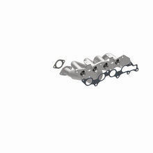 Load image into Gallery viewer, Magnaflow Catalytic Converter Direct Fit Magnaflow 05-06 Ford Focus 2.0L Direct Fit Converter
