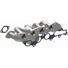 Load image into Gallery viewer, Magnaflow Catalytic Converter Direct Fit Magnaflow 05-06 Ford Focus 2.0L Direct Fit Converter
