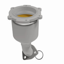 Load image into Gallery viewer, Magnaflow Catalytic Converter Direct Fit Magnaflow 05-06 Nissan Maxima 3.5L Direct Fit Converter
