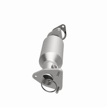 Load image into Gallery viewer, Magnaflow Catalytic Converter Direct Fit Magnaflow 05-06 Nissan Pathfinder 4.0L Direct Fit Converter
