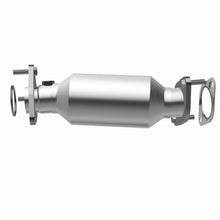 Load image into Gallery viewer, Magnaflow Catalytic Converter Direct Fit Magnaflow 05-06 Nissan Pathfinder 4.0L Direct Fit Converter
