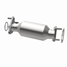 Load image into Gallery viewer, Magnaflow Catalytic Converter Direct Fit Magnaflow 05-06 Nissan Pathfinder 4.0L Direct Fit Converter
