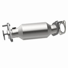 Load image into Gallery viewer, Magnaflow Catalytic Converter Direct Fit Magnaflow 05-06 Nissan Pathfinder 4.0L Direct Fit Converter
