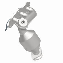 Load image into Gallery viewer, Magnaflow Catalytic Converter Direct Fit Magnaflow 05-07 Toyota Avalon 3.5L Direct Fit Converter
