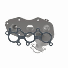 Load image into Gallery viewer, Magnaflow Catalytic Converter Direct Fit Magnaflow 05-07 Toyota Avalon 3.5L Direct Fit Converter
