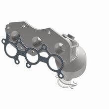 Load image into Gallery viewer, Magnaflow Catalytic Converter Direct Fit Magnaflow 05-07 Toyota Avalon 3.5L Direct Fit Converter
