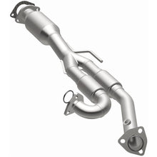 Load image into Gallery viewer, Magnaflow Catalytic Converter Direct Fit Magnaflow 05-08 Nissan Maxima 3.5L Direct Fit Converter
